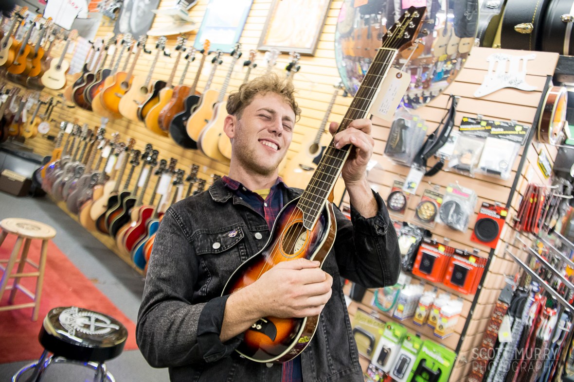 Dirty Nil - Day in the Life (Scott Murry)-10.jpg